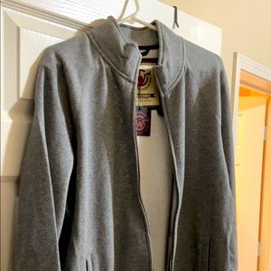 Moosejaw NWT Men’s Grey Fleece Zip Up Hoodie